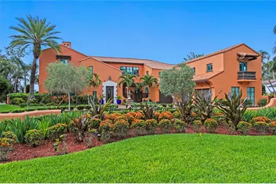 501 Brightwaters Boulevard NE, Saint Petersburg, FL 33704 - Photo 1