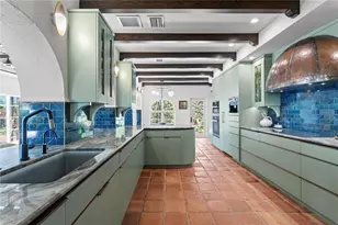 501 Brightwaters Blvd NE, Saint Petersburg, FL 33704 - Photo 33