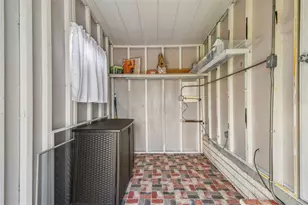 427 Pelican Dr S, Oldsmar, FL 34677 - Photo 27