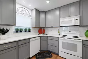 221 Fernwood Cir, Seminole, FL 33777 - Photo 15