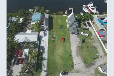 3322 W Shell Point Road #B, Ruskin, FL 33570 - Photo 3