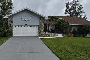 2210 Bayou Dr, Holiday, FL 34691 - Photo 1