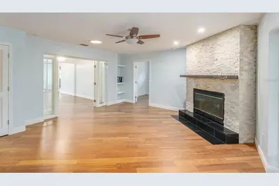 1517 60th Street S, Gulfport, FL 33707 - Photo 5