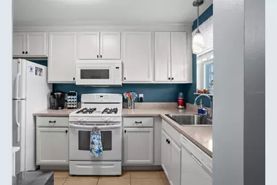 5660 80th Street N #B106, Saint Petersburg, FL 33709 - Photo 15