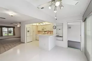 8319 Annwood Rd, Seminole, FL 33777 - Photo 13