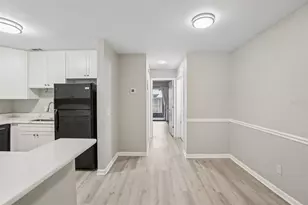 5203 Oak Charter Ct, Temple Terrace, FL 33617 - Photo 7