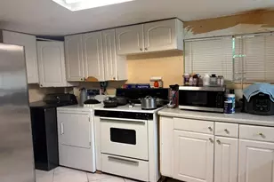 2909 N 11th St, Tampa, FL 33605 - Photo 9