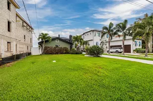 3319 Bayshore Blvd NE, Saint Petersburg, FL 33703 - Photo 9