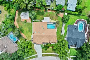 512 Crystal Grove Blvd, Lutz, FL 33548 - Photo 1