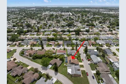 7022 Kingsway Drive, Port Richey, FL 34668 - Photo 7