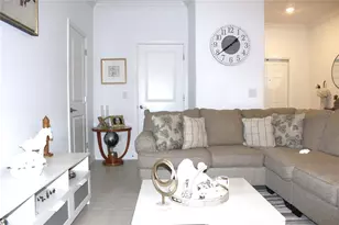 30798 Veridian Wy, Wesley Chapel, FL 33543 - Photo 3