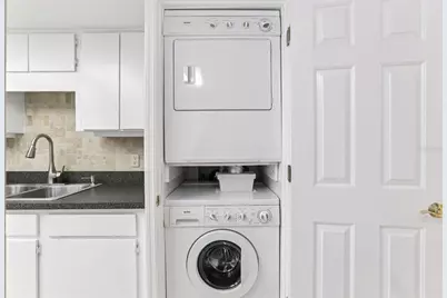 1 Key Capri #302E, Treasure Island, FL 33706 - Photo 21