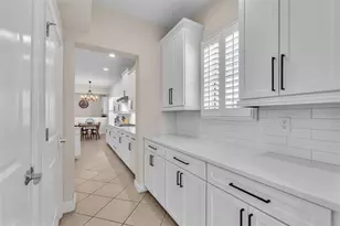 6207 Bleeker St, Riverview, FL 33578 - Photo 5