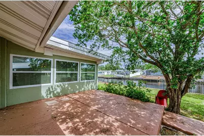 201 78th Avenue N, Saint Petersburg, FL 33702 - Photo 29