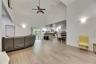 9041 58th Street N, Pinellas Park, FL 33782 - Photo 5