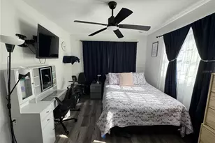 2509 Thornbrook Pl, Tampa, FL 33618 - Photo 25