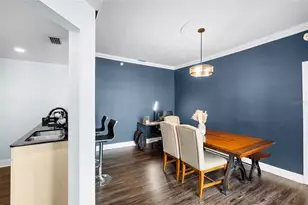 215 Central Ave, Saint Petersburg, FL 33701 - Photo 7