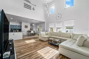 11539 Tangle Branch Ln, Gibsonton, FL 33534 - Photo 5