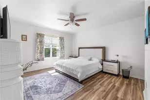 11539 Tangle Branch Ln, Gibsonton, FL 33534 - Photo 11