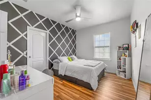 11539 Tangle Branch Ln, Gibsonton, FL 33534 - Photo 17