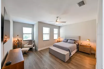 2568 13th Avenue N #2568, Saint Petersburg, FL 33713 - Photo 11