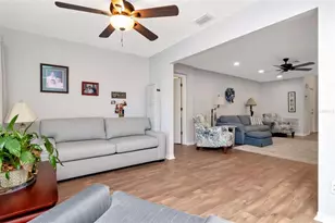 717 Manchester Woods Dr, Sun City Center, FL 33573 - Photo 17