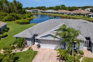 717 Manchester Woods Dr, Sun City Center, FL 33573 - Photo 3