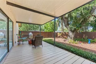 3011 Lake Ellen Dr, Tampa, FL 33618 - Photo 29