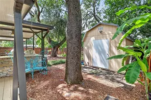 3011 Lake Ellen Dr, Tampa, FL 33618 - Photo 45