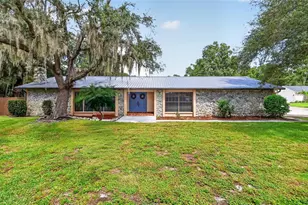 3011 Lake Ellen Dr, Tampa, FL 33618 - Photo 1