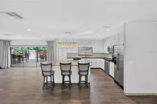 3011 Lake Ellen Dr, Tampa, FL 33618 - Photo 21