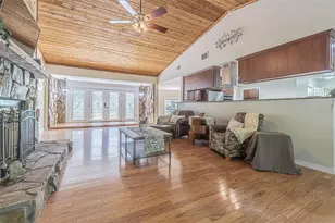 18110 30th St, Lutz, FL 33559 - Photo 5