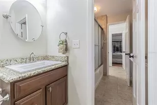 18110 30th St, Lutz, FL 33559 - Photo 27