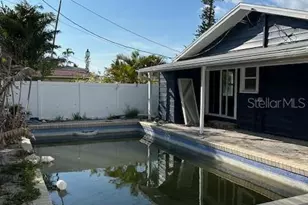 15416 2nd St E, Madeira Beach, FL 33708 - Photo 3