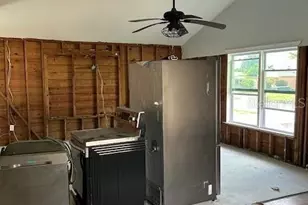 15416 2nd St E, Madeira Beach, FL 33708 - Photo 11