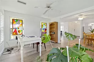 917 Pineview Ave, Clearwater, FL 33756 - Photo 13