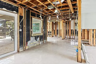 5285 Dover Street NE, Saint Petersburg, FL 33703 - Photo 11