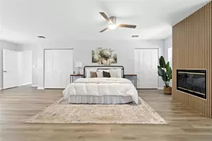 2510 Lake Ellen Dr, Tampa, FL 33618 - Photo 31