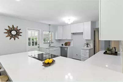 2510 Lake Ellen Drive, Tampa, FL 33618 - Photo 13
