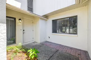 498 Lakeview Dr, Palm Harbor, FL 34683 - Photo 3