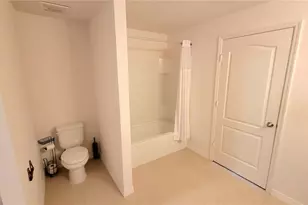 915 Culbreath Grn Ct, Ruskin, FL 33570 - Photo 11