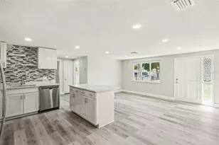 10831 Manchester Rd, Port Richey, FL 34668 - Photo 19