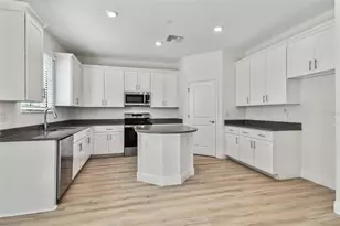 11311 Striped Bass Ct, New Port Richey, FL 34654 - Photo 31