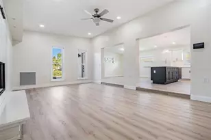 4015 Overlook Dr NE, Saint Petersburg, FL 33703 - Photo 25