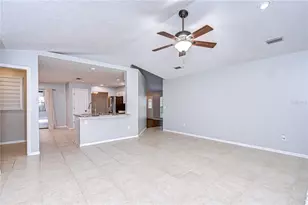 512 Pinewalk Dr, Brandon, FL 33510 - Photo 13