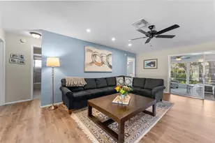 2671 Royal Ridge Dr, Spring Hill, FL 34606 - Photo 7