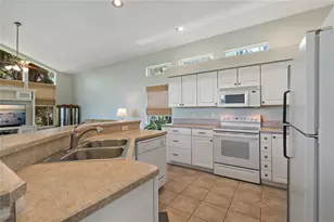 389 Grand Bay Dr, Palm Harbor, FL 34683 - Photo 7