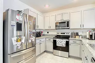 34033 Jasper Stone Dr, Wesley Chapel, FL 33543 - Photo 11