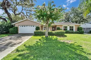 9403 Bellhaven St, Temple Terrace, FL 33637 - Photo 5