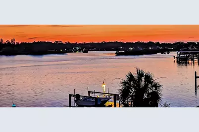 739 Chesapeake Drive, Tarpon Springs, FL 34689 - Photo 9